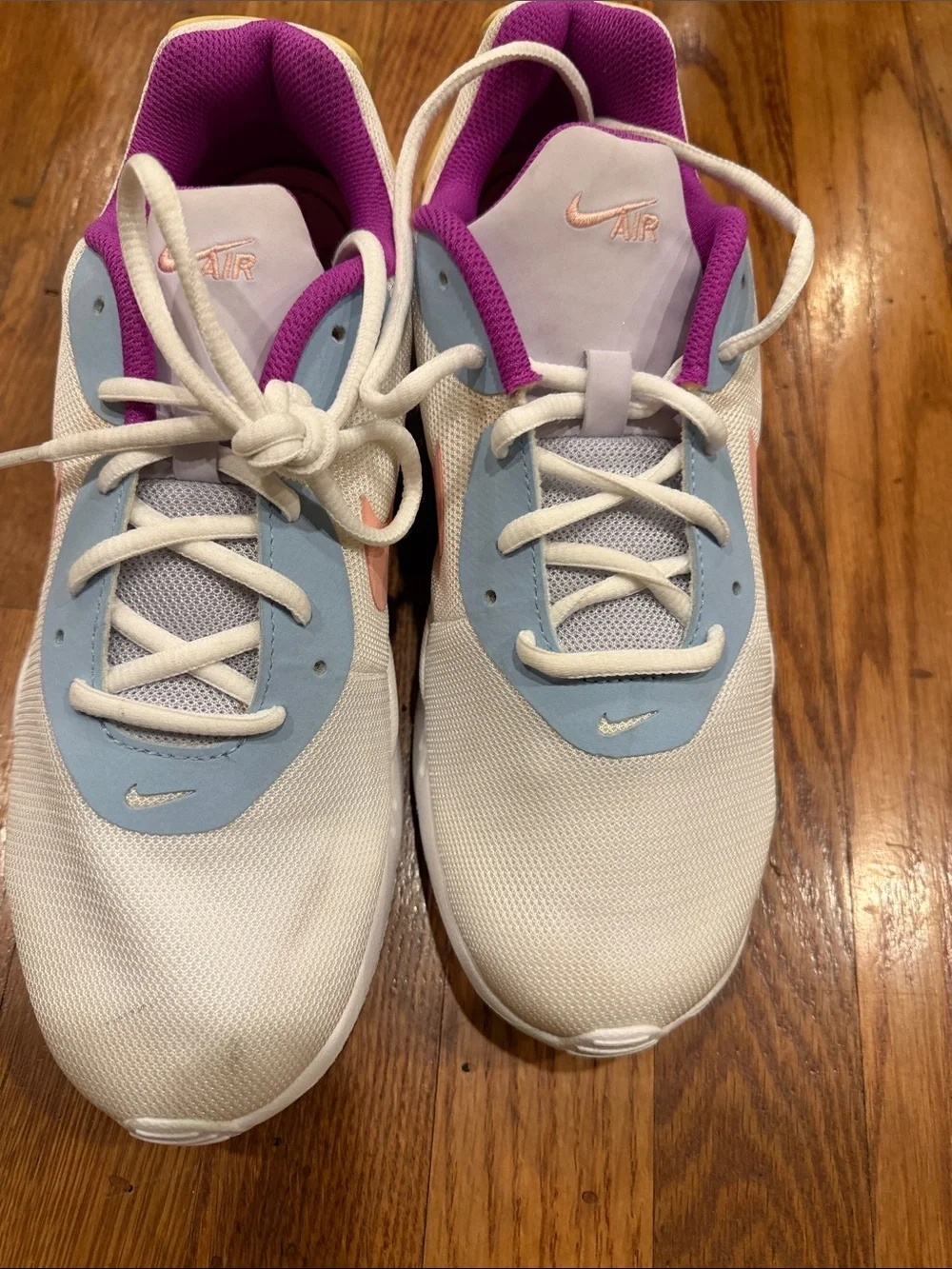 Nike breathable white